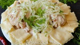 Рецепт Бешбармака из целой курицы с маринованным луком