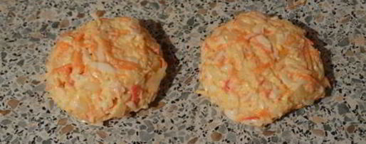 Шаг 7: биточков из крабовых палочек