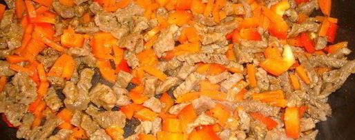 Шаг 4: чапче — крахмальной лапши с овощами и говядиной