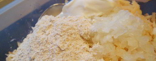 Шаг 2: драников без яйца с овсяными хлопьями