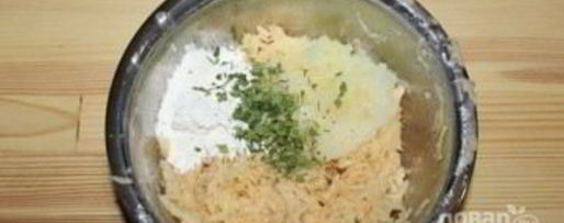 Шаг 1: драников картофельных с сыром