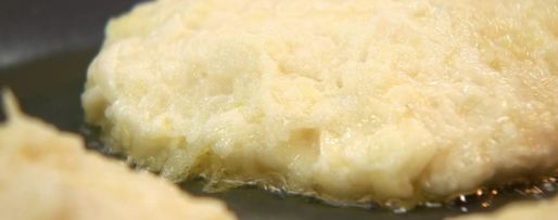 Шаг 3: драников с соусом из петрушки и томатный напиток