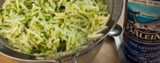 Шаг 1: драников с сыром и зеленым луком