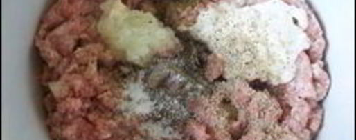 Шаг 1: картофельных драников с мясом под грибным соусом