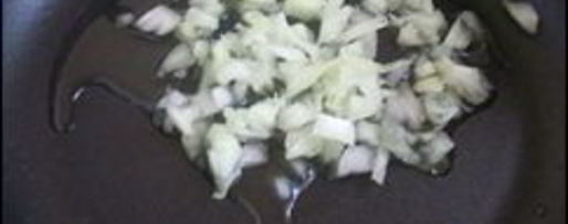 Шаг 17: картофельных драников с мясом под грибным соусом