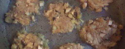 Шаг 2: картофельных драников с шампиньонами и кабачком