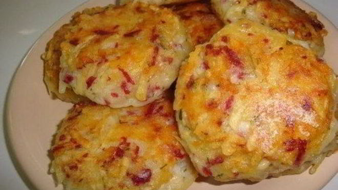 Рецепт Картофельных драников с сыром и ветчиной