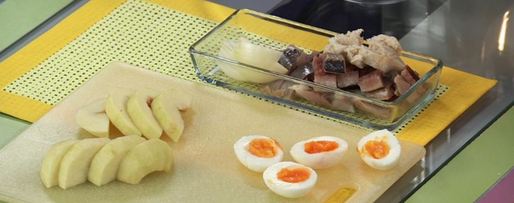 Шаг 3: запеченного форшмака на картофельных медальонах