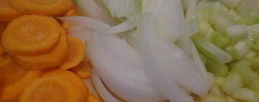 Шаг 2: фрикаделек на овощной подушке