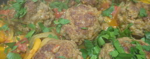 Шаг 4: фрикаделек на овощной подушке