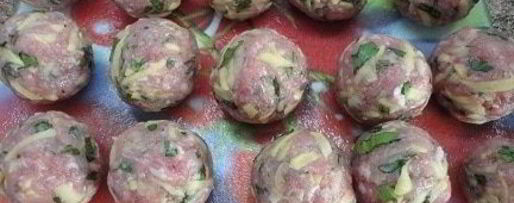 Шаг 1: фрикаделек по-мароккански в томатном соусе