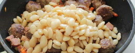 Шаг 3: фрикаделек с фасолью и овощами