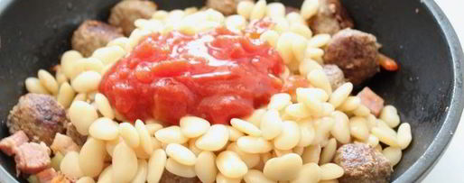 Шаг 4: фрикаделек с фасолью и овощами