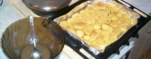 Шаг 65: фрикаделек с печеным картофелем