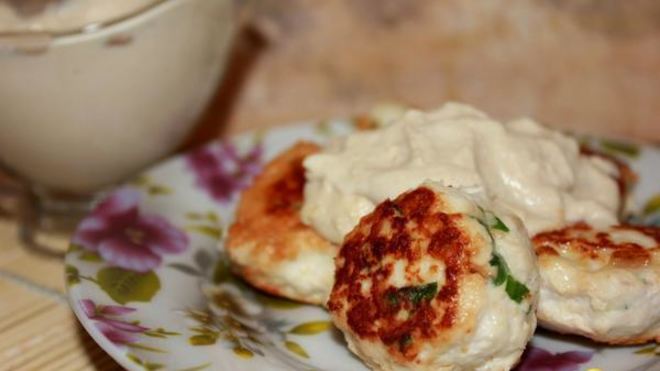 Рецепт Фрикаделек со сливочным сыром в белом соусе