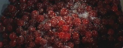 Шаг 4: фрикаделек в брусничном соусе