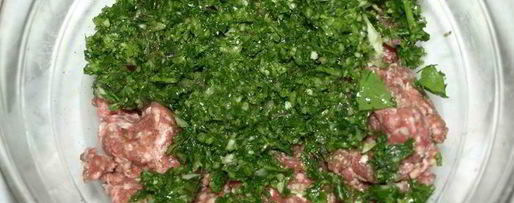 Шаг 2: фрикаделек в картофельных сотах