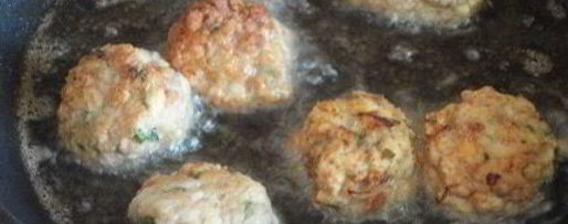 Шаг 6: фрикаделек в луково-морковном соусе по-мадридски