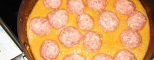 Шаг 4: фрикаделек в луковом соусе