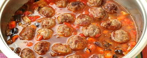 Шаг 4: фрикаделек в соусе из баклажанов