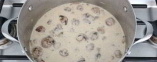 Шаг 7: фрикаделек в соусе