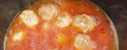 Шаг 3: фрикаделек в томатном соусе в мультиварке