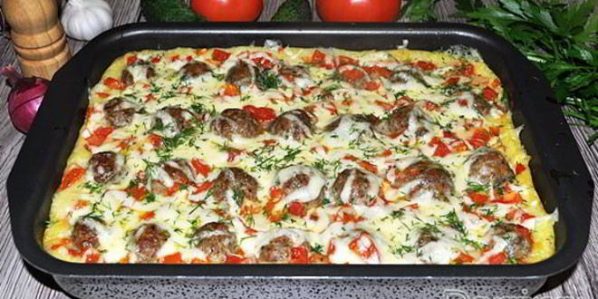 Рецепт фрикаделек, запеченных с картофельным пюре