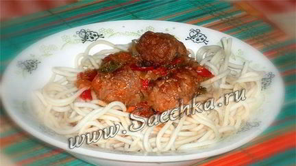 Рецепт Говяжьих фрикаделек в соусе Кифтелуце