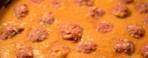 Шаг 8: говяжьих фрикаделек в томатном соусе