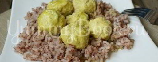 Шаг 6: куриных фрикаделек в соусе из кокосового молока