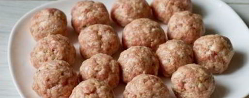 Шаг 6: розмариновых фрикаделек в томатном соусе