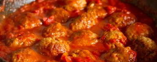 Шаг 12: розмариновых фрикаделек в томатном соусе