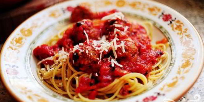 Рецепт спагетти с фрикадельками и соусом