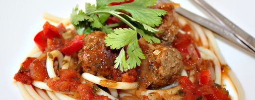 Шаг 4: спагетти с фрикадельками sugo