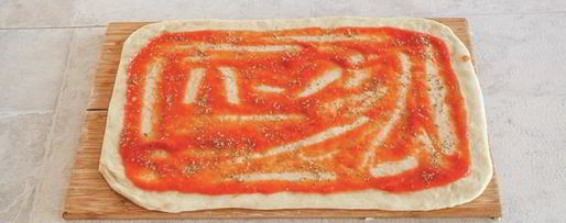 Шаг 3: стромболей с фрикадельками