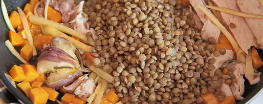 Шаг 5: чечевицы с курицей