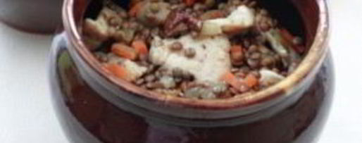 Шаг 4: чечевицы с мясом в горшочке