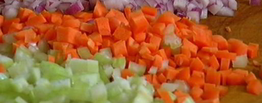 Шаг 4: чечевицы с сыром буррата и базиликовым маслом