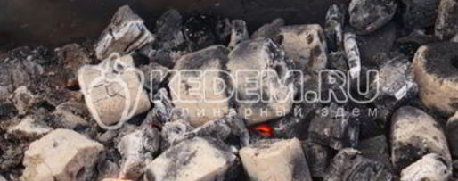 Шаг 7: картофеля на мангале с салом и луком