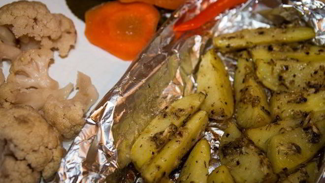 Рецепт Картофеля по-деревенски с чесноком