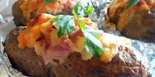 Рецепт картофеля с сыром чеддер в духовке