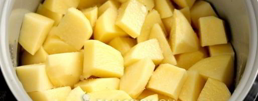 Шаг 5: картофеля с вешенками в мультиварке