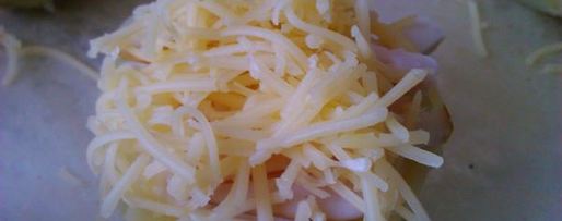 Шаг 3: картофеля с ветчиной и сыром