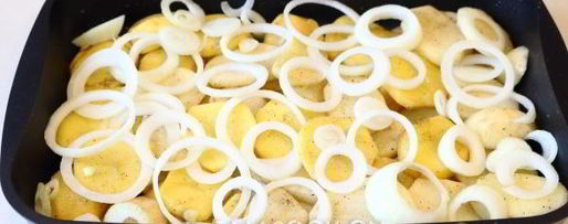 Шаг 11: картошки с куриным филе и помидорами в духовке