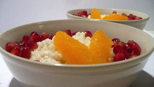 Рецепт Молочного риса с кардамоном и гранатом