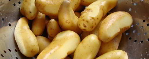 Шаг 1: молодого картофеля с чесноком и петрушкой