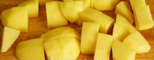 Шаг 2: обжаренного картофеля с чесноком