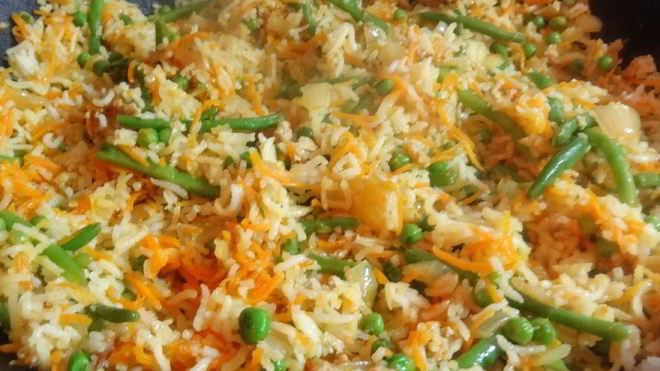 Рецепт Пана-азиатского вегетарианского жареного рис