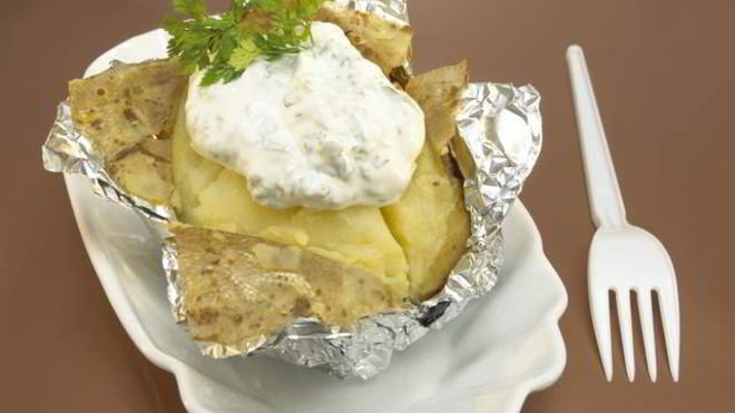 Рецепт Печеного картофеля с творожным сыром и зеленью