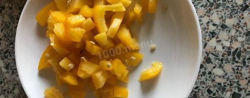 Шаг 1: риса по-тайски с курицей креветками и кешью